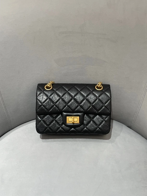 99新 Chanel/香奈儿 2.55mini 芯片  附件：尘袋