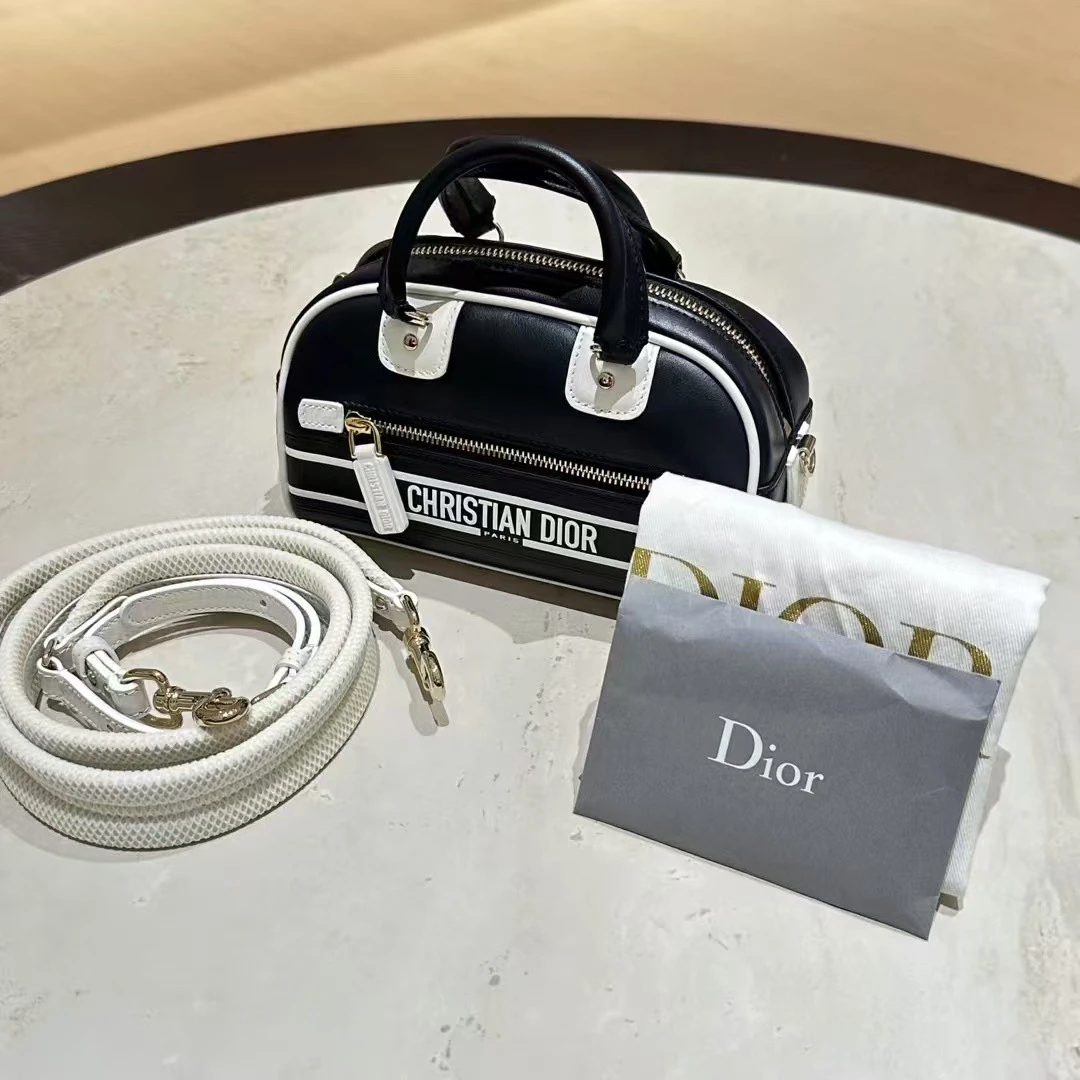 全新未使用 DIOR/迪奥 mini保龄球深蓝色 附件：保卡尘袋