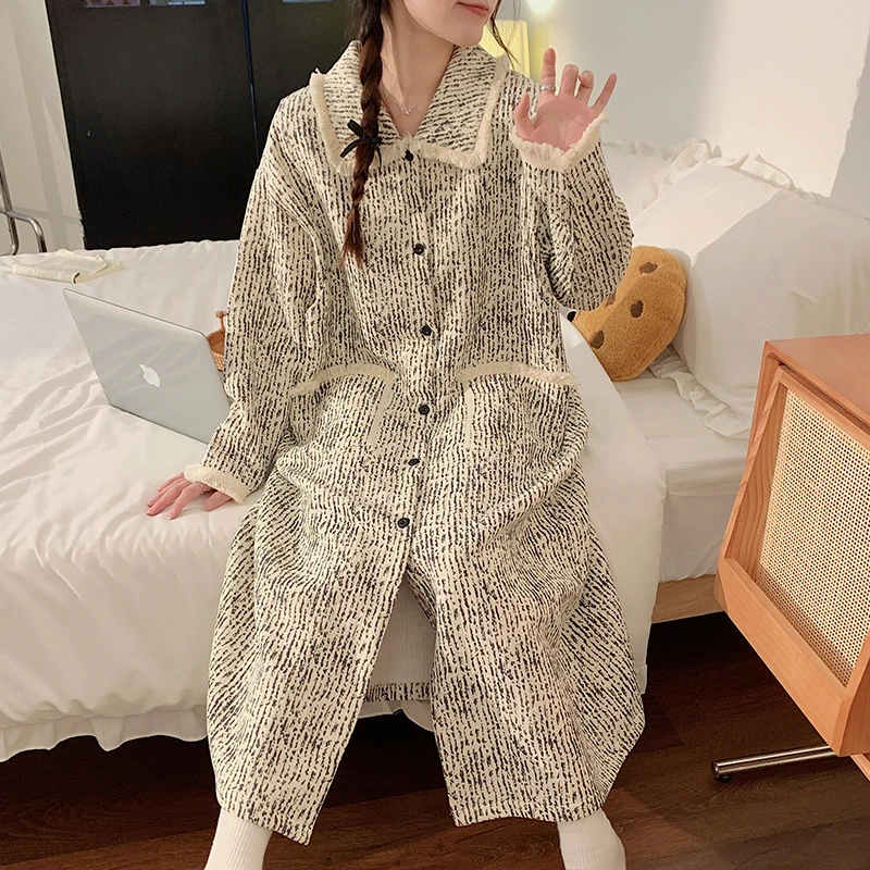 秋冬季空气棉加厚哺乳睡裙母乳喂奶裙孕妇进产房待产裙月子裙睡衣