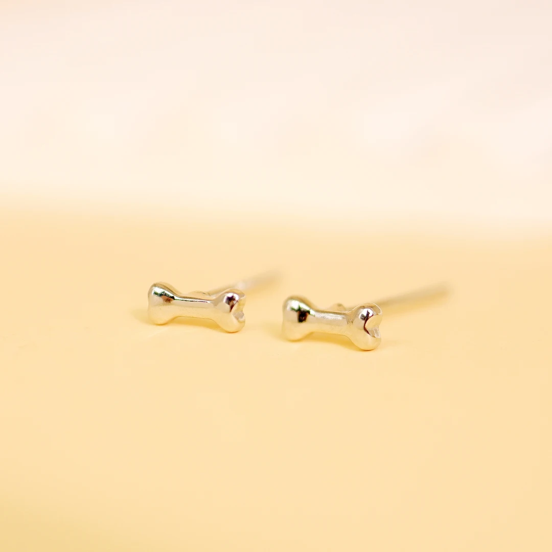 925银耳饰 925银耳饰纯银骨头简约精致耳钉养耳洞日常气质耳饰