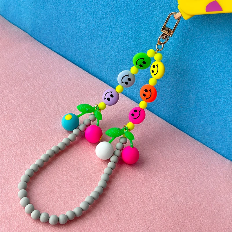 CLICHE手工diy时尚创意个性可爱彩色爱心夜光防丢硅胶彩虹 手机链