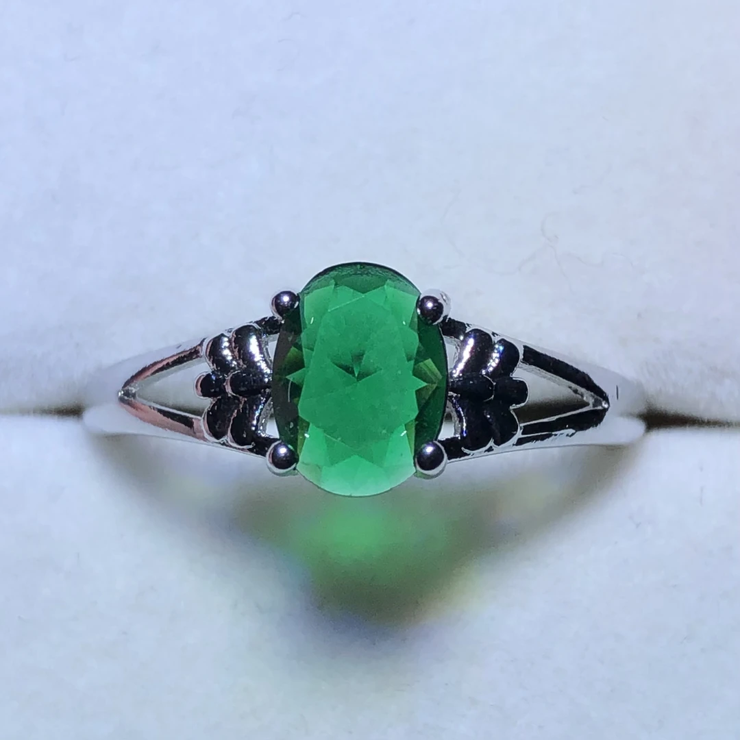 111243宝绿色3克拉戒指活口培育开口可调节