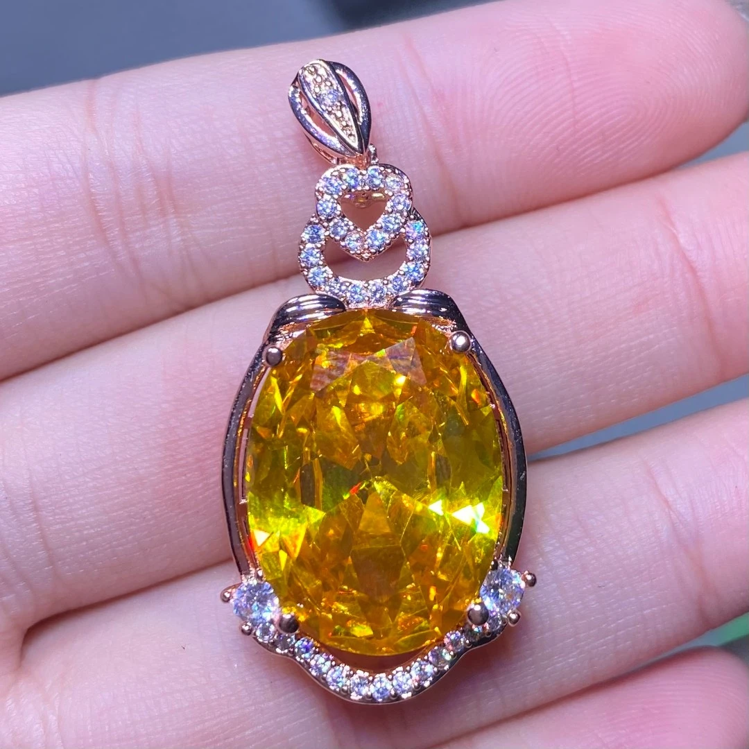 2244 黄啊塞吊坠（送链） 轻奢 气质 镶嵌  豪华开口可调节