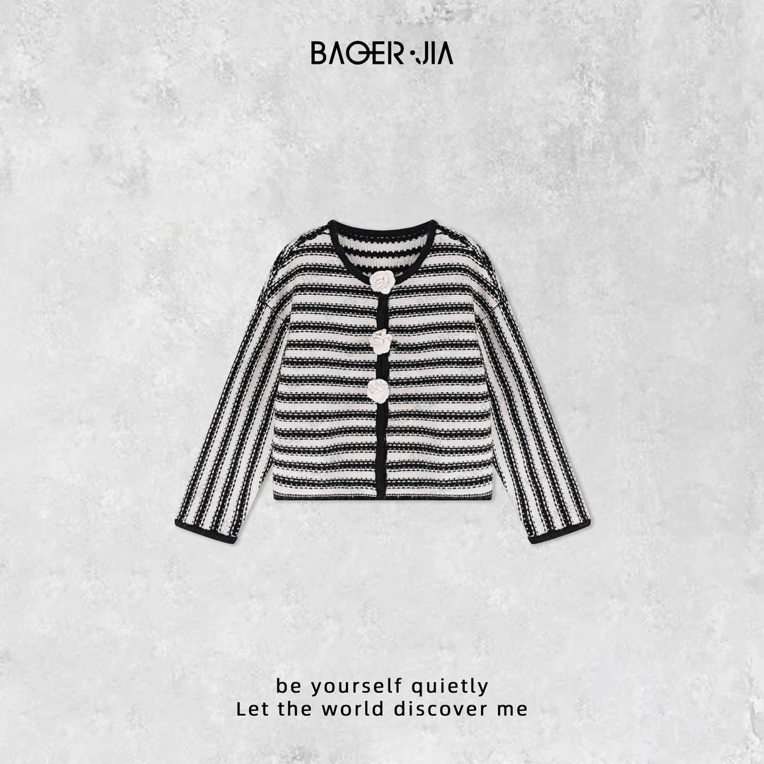 16-宝儿家含幂BV74824412冬季款手工钩织山茶花黑白条纹开衫毛衣