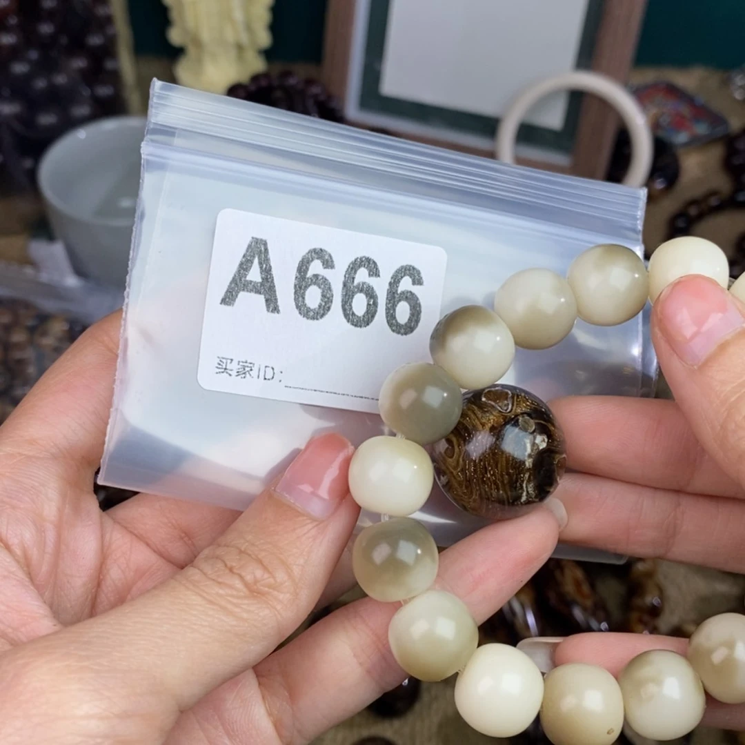 【闪购商品】手串根雕