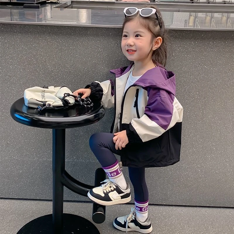 儿童冲锋衣春秋秋季外套女孩小女孩秋装2024洋气新款女童上衣