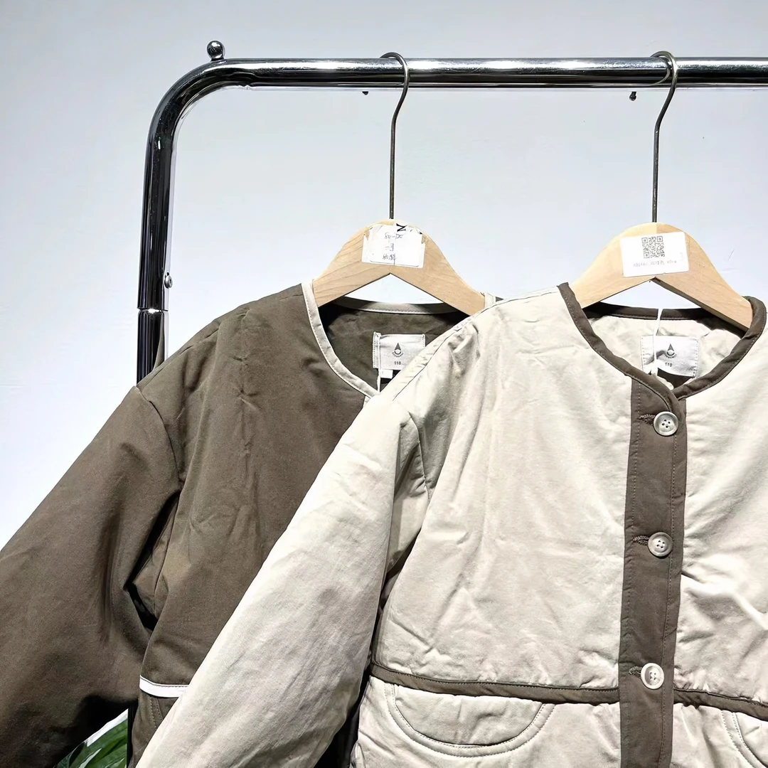 7959-一款两色门襟拼色无领儿童棉衣外套