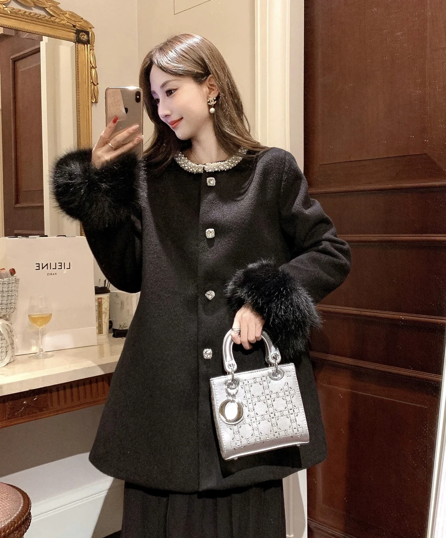 新款气质千金白月光秋冬保暖重工钉珠环保毛显瘦毛呢外套A1122