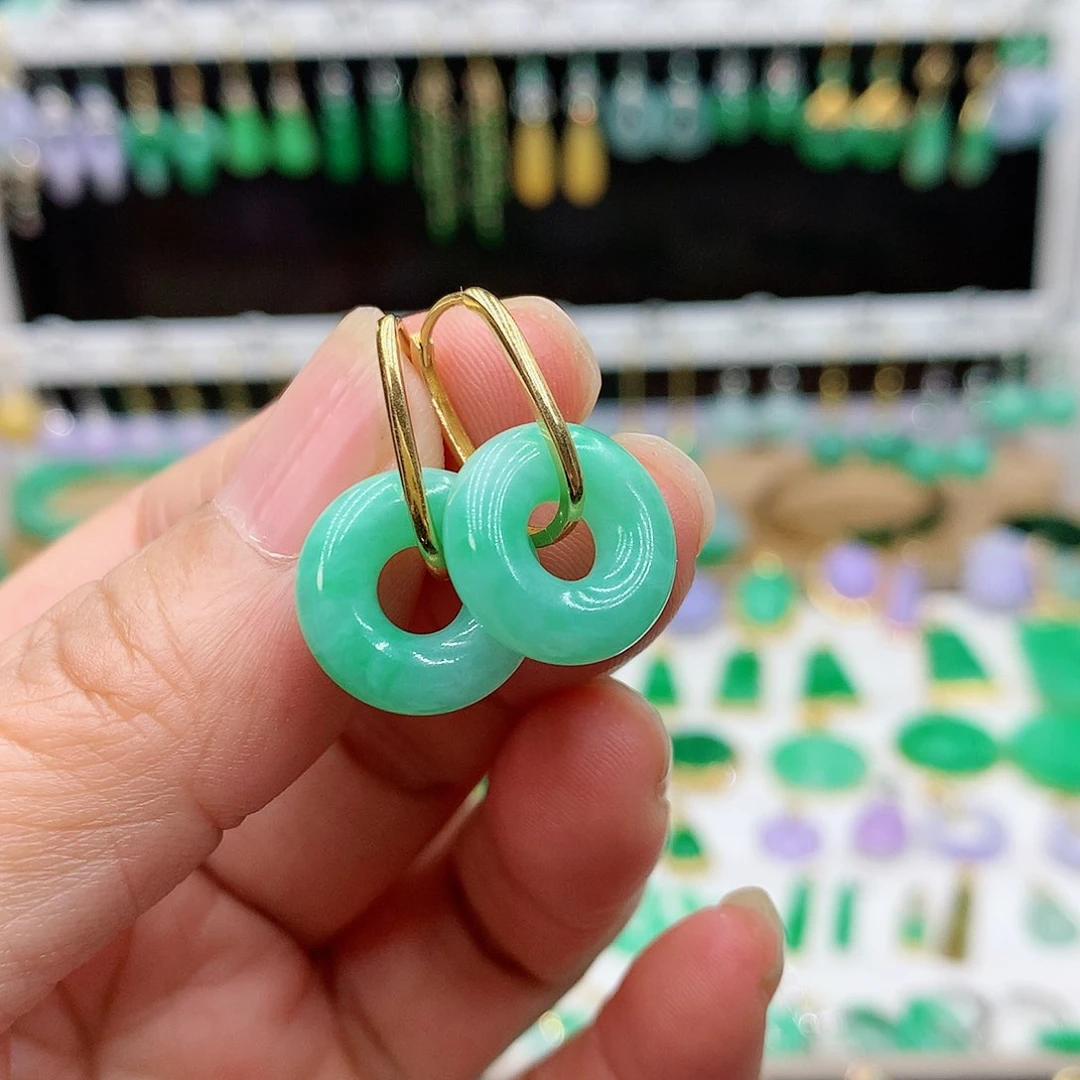 翡翠耳饰18K金镶嵌的