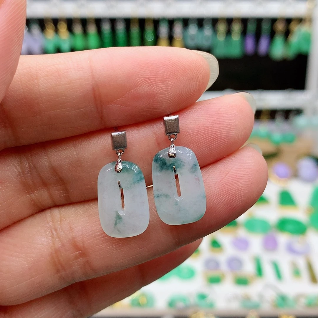 翡翠耳饰18K金镶嵌的