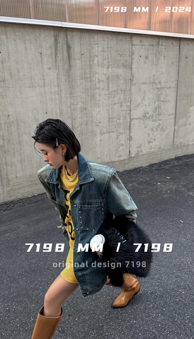 CSS女装studio韩版扣好潮牌