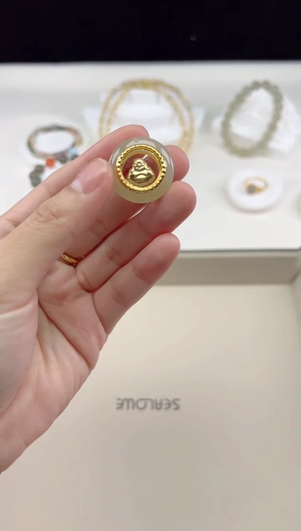 【闪购商品】和田玉吊坠(不含链)18K金镶嵌和田玉佛公多样性发货