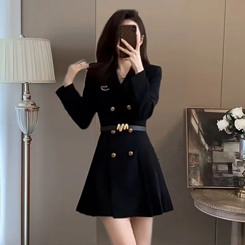 赫本风黑色西装连衣裙2025新气质通勤小个子西服修身百褶裙子1875