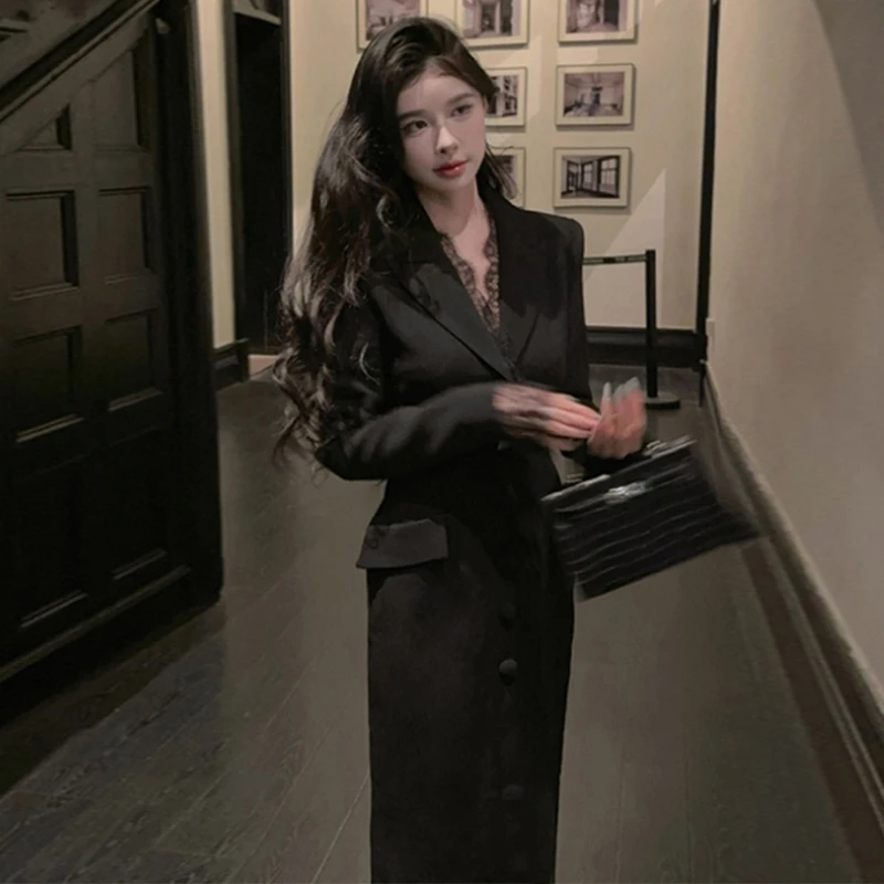 【GJ】2025秋法式赫本风蕾丝边连衣裙女气质通勤高级感小黑裙子2366