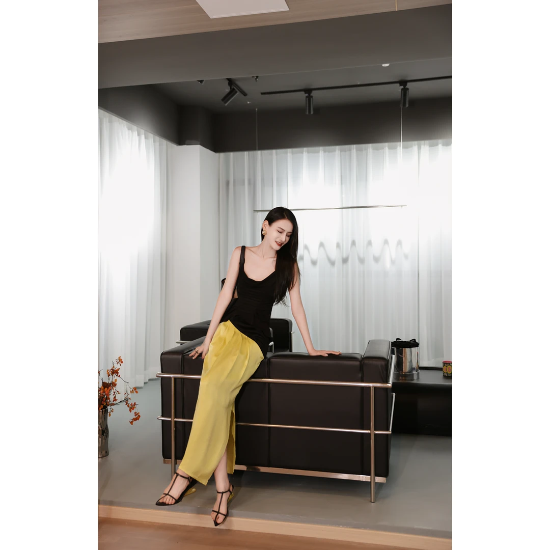 1423【浮光竹影】黄黑拼接不规则显瘦半身裙 -Q