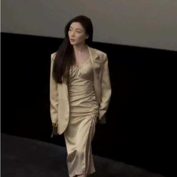 【纸醉金迷】文文私服连衣裙时尚轻奢气质显瘦法式裙子WWC3TZ1593