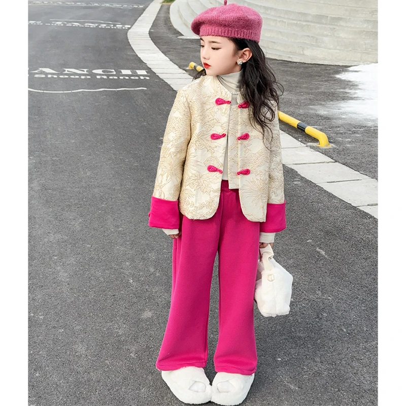 女童拜年服装2024新款时髦时尚绣花宝宝洋气复古派中式唐装上衣潮