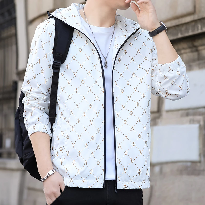 //缦莱衣2024新款男士欧版夹克外套连帽休闲男士印花休闲男外套