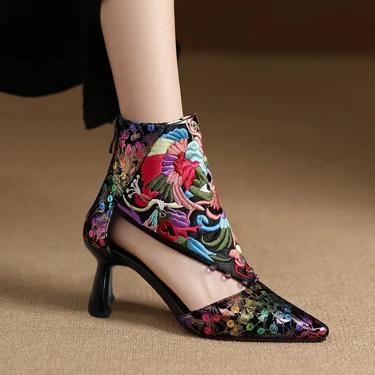 民族风刺绣真皮高跟镂空凉靴2024夏季新款气质粗跟包头凉鞋女鞋子