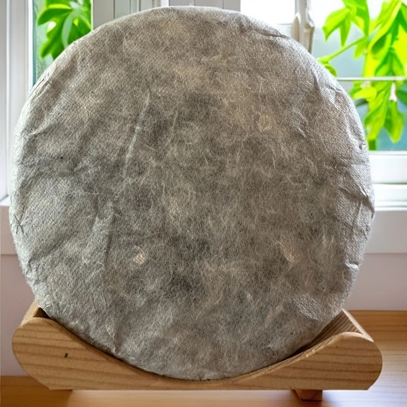 2018年古树纯料357克饼董韵茶香