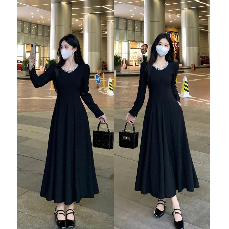 大码2025春秋新款轻奢显瘦高端气质优雅长袖连衣裙赫本风小裙子