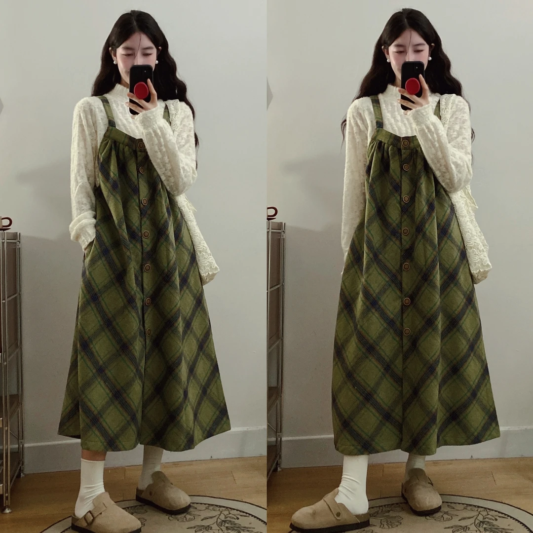 大码秋冬新款森林绿斜格纹毛呢娃娃背带裙蕾丝打底衫洋气法式穿搭