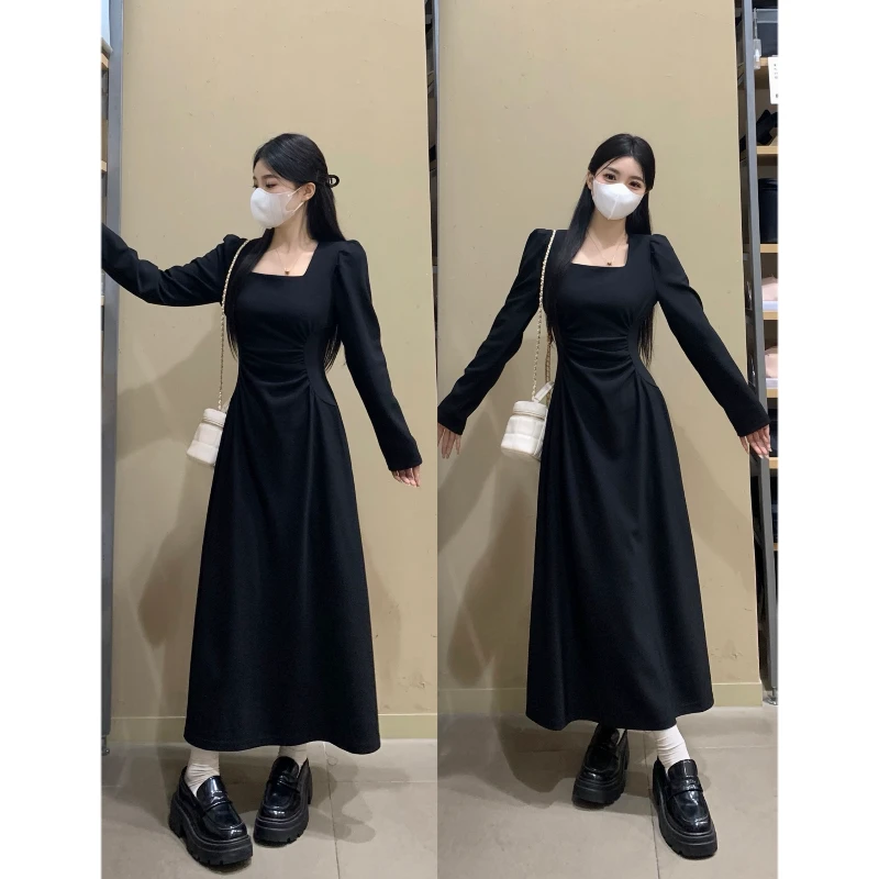 大码女装新款2024秋季小黑裙法式气质方领收腰显瘦长袖连衣裙洋气