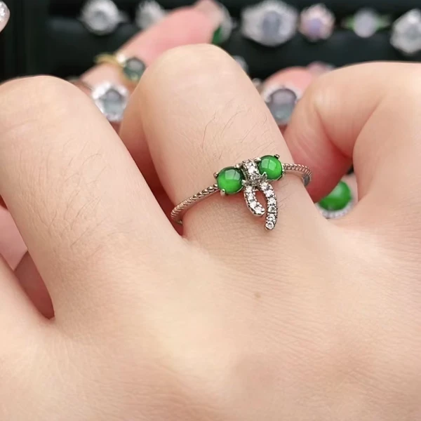 鑫辰珠宝天然A货翡翠银镶嵌设计款开口女戒指时尚百搭