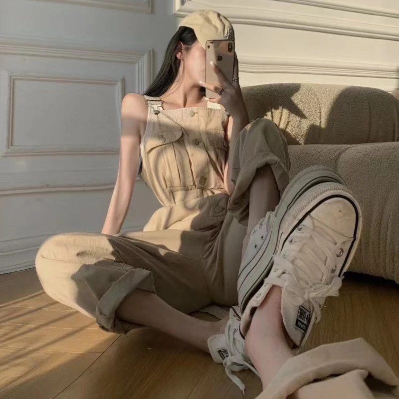 卡其色高腰显瘦连体春夏新款收腰甜妹系工装网红背带背带裤女夏季