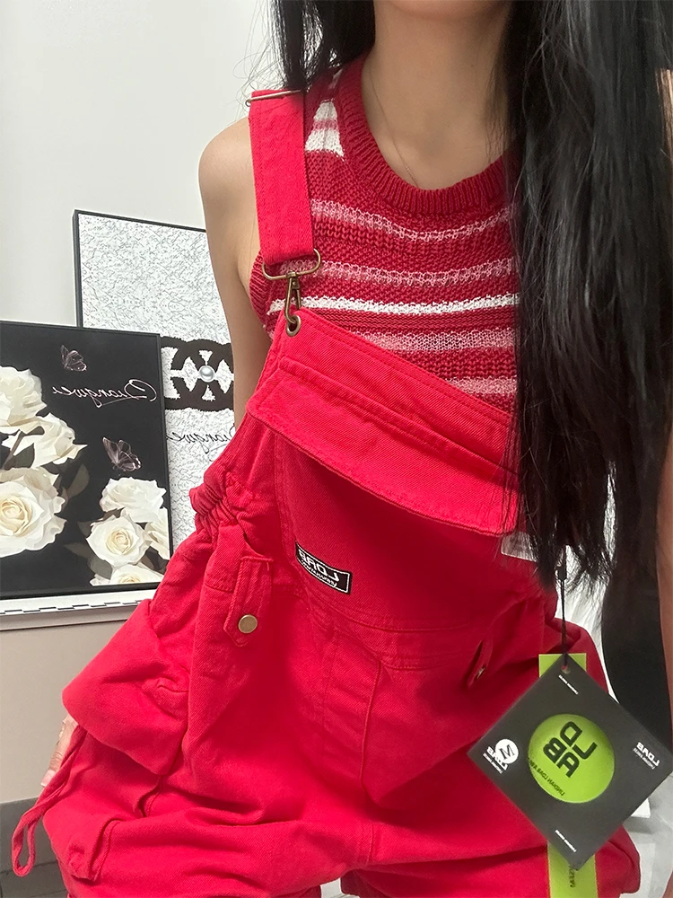 红色工装2025新款甜辣多巴胺穿搭小个子粉色背带裤