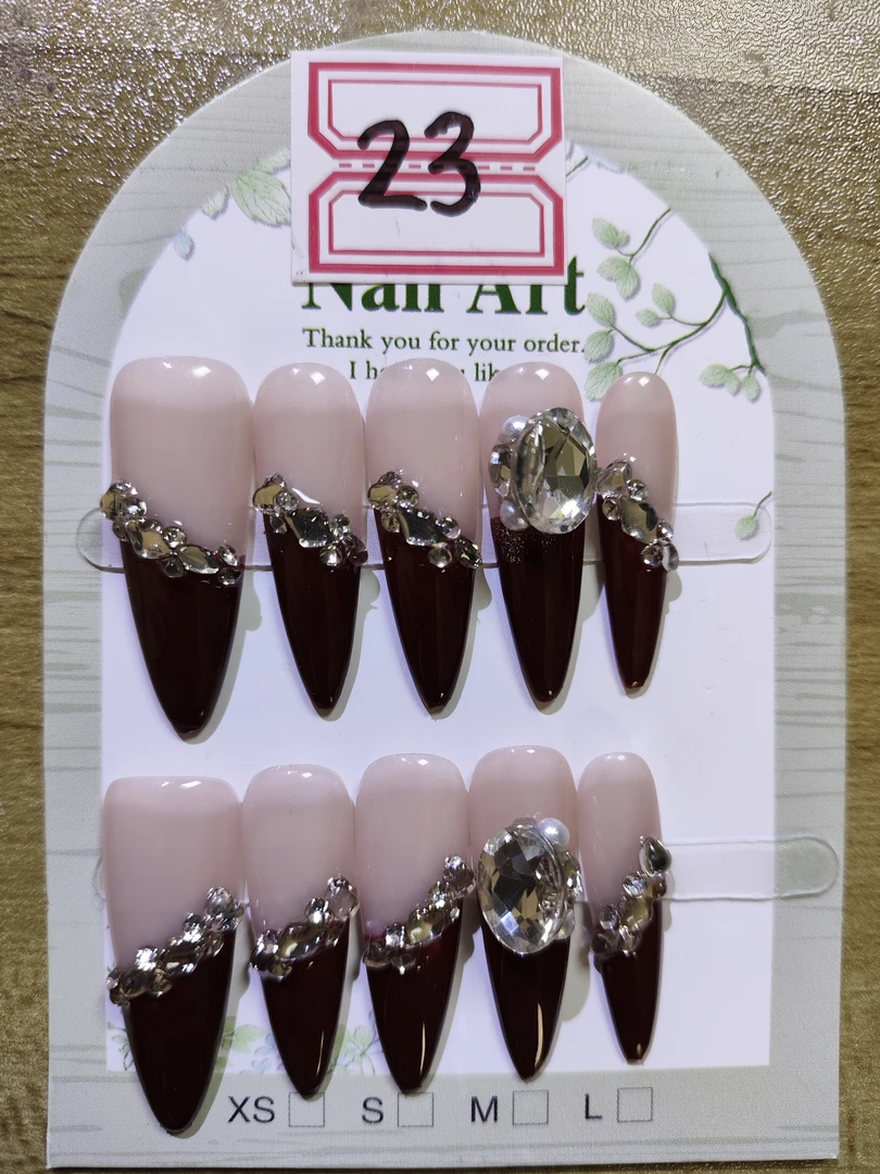 23号-纯手工穿戴甲斜法式