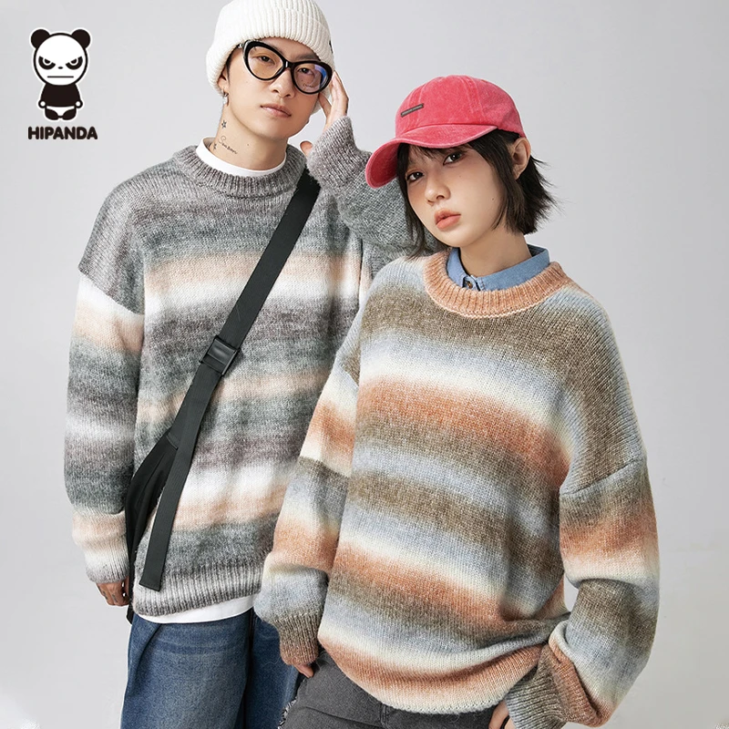 HiPanda你好熊猫渐变缎染工艺圆领毛衣男女秋冬条纹休闲针织衫