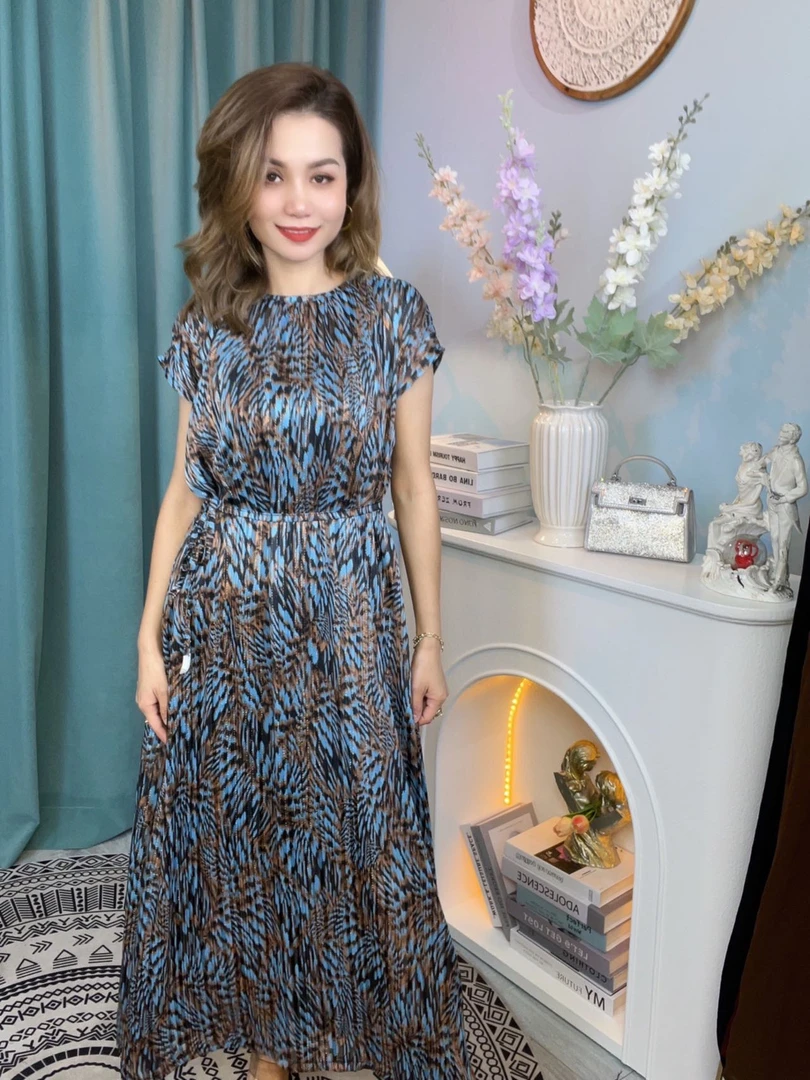 新款高级感连衣裙