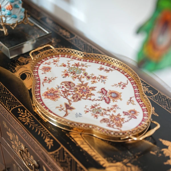 【奇居稷飞】凤尾花陶瓷镶铜不规则托盘客厅摆件#J-2224-MS66