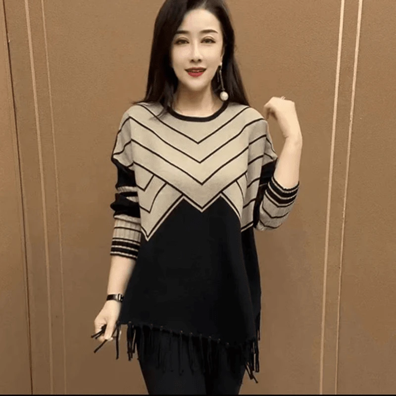 秋季网红新款舒适贴肤中长款打底衫气质印花流苏设计大码妈妈装