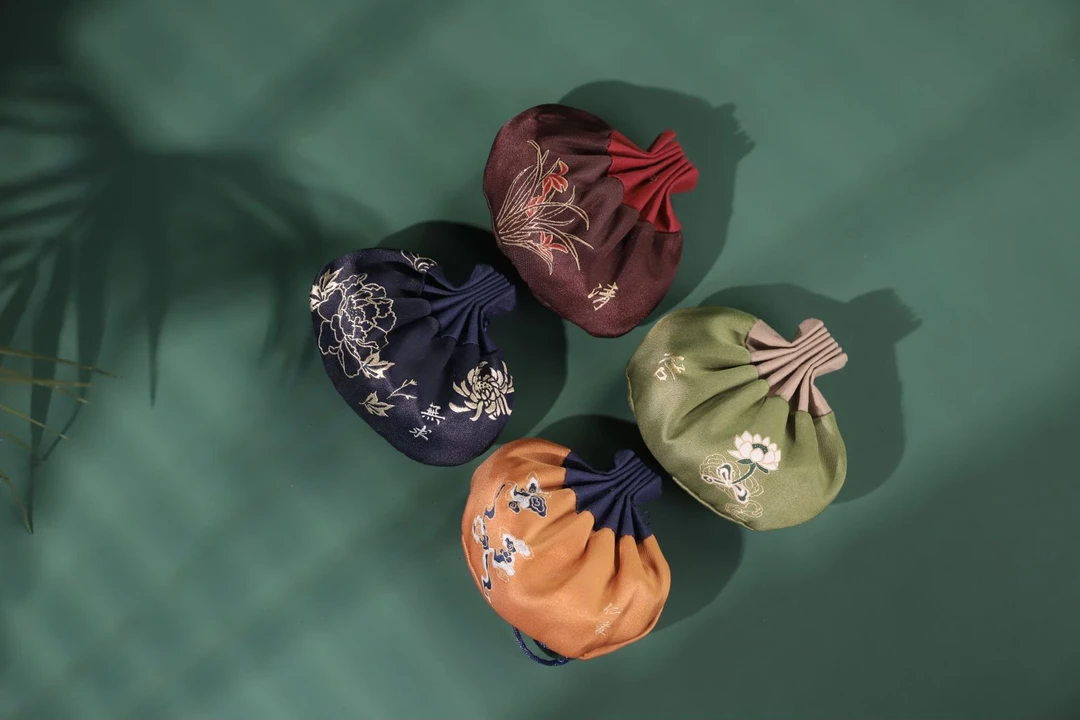 【天木藏香香囊】合香香包一个（多样性发其一）