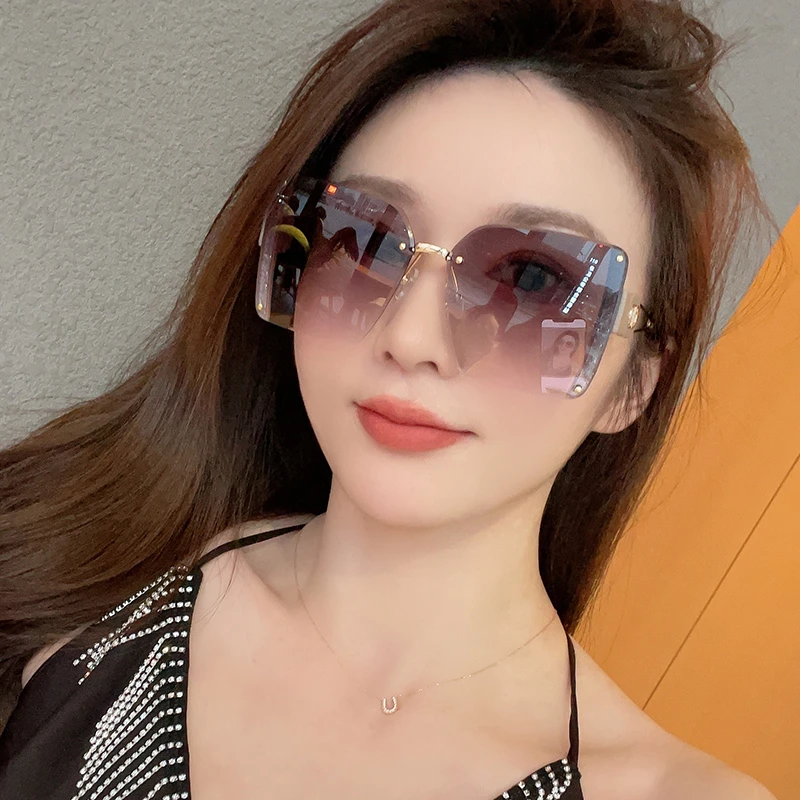 2025年新款潮夏季太阳眼镜女士防紫外线大脸显瘦防晒渐变无框墨镜