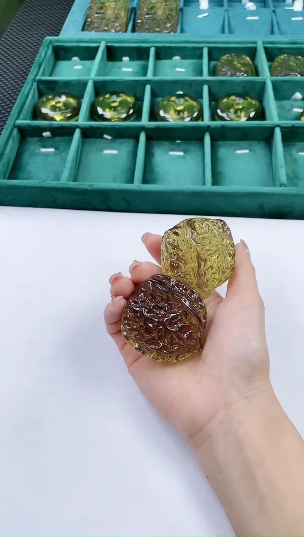 【闪购商品】蓝珀颈饰未镶嵌蓝珀核桃一对