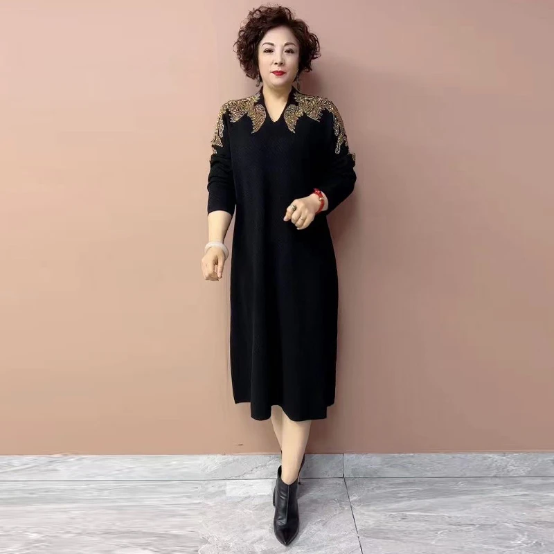 长袖V领套头重工烫钻连衣裙显瘦针织时尚毛衣裙打底大码百搭长款
