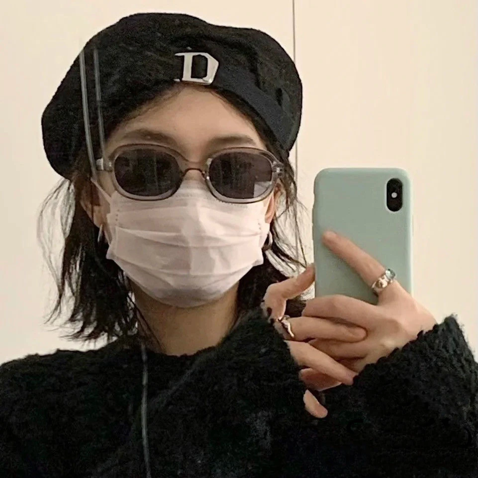 明蒂网红款椭圆形墨镜复古凹造型街拍时尚蹦迪辣妹防紫外线太阳镜