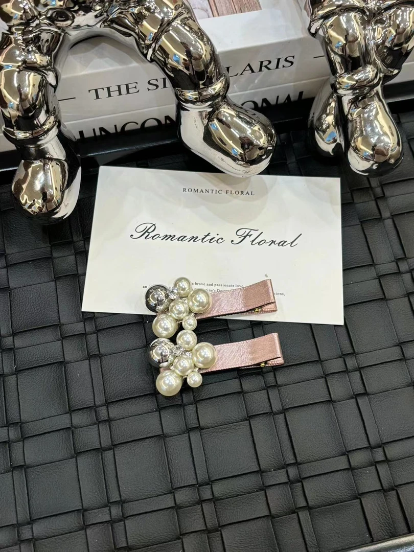 银白色小珠小发夹024