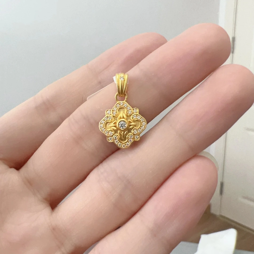 尚金珠宝/999足金/古法四时如意吊坠/按克计价/金重4.00~5.00g