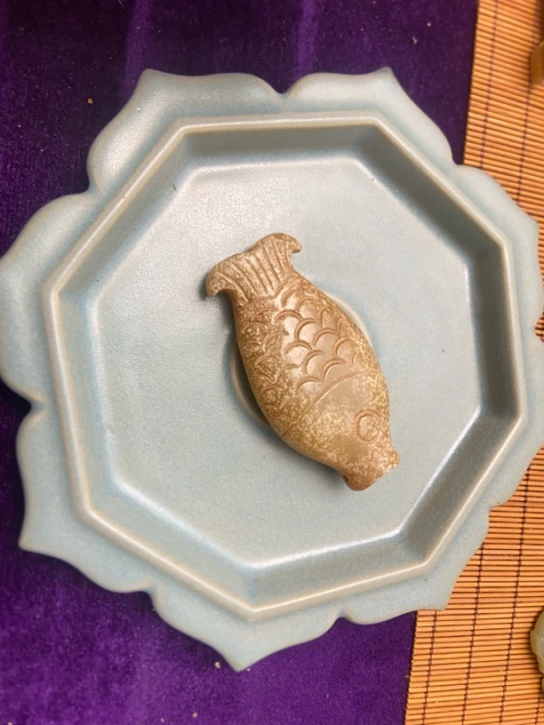 陶瓷盘，物件精美