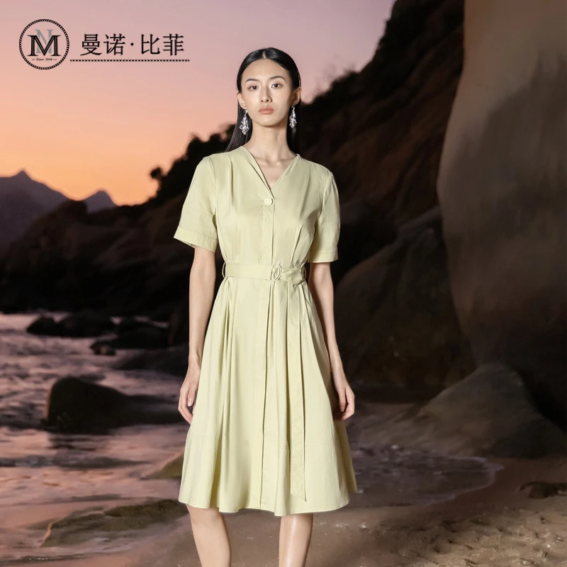 【艾美甄选】摩登职场收腰连衣裙MEBL124126