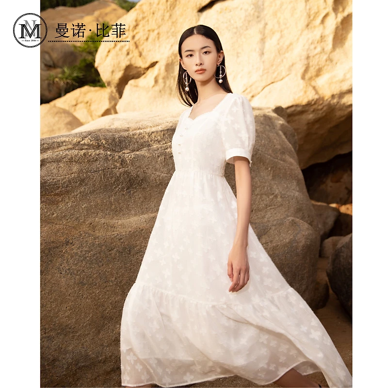 【芊芊专属】花边领口钉珠连衣裙MEBL123085