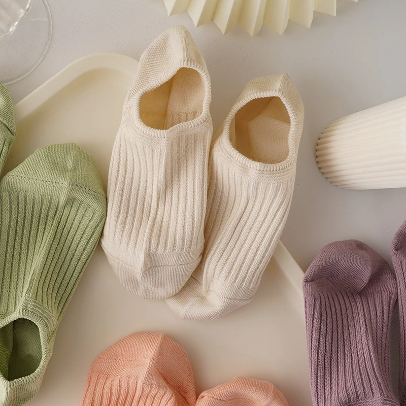 袜子女短袜秋季奶油色女士薄款船袜纯色防滑浅口袜简约ins潮春夏
