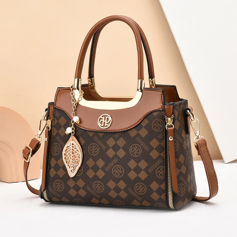 百搭气质女包真皮新款洋气单肩斜挎包时尚潮流手提妈妈包女士包包