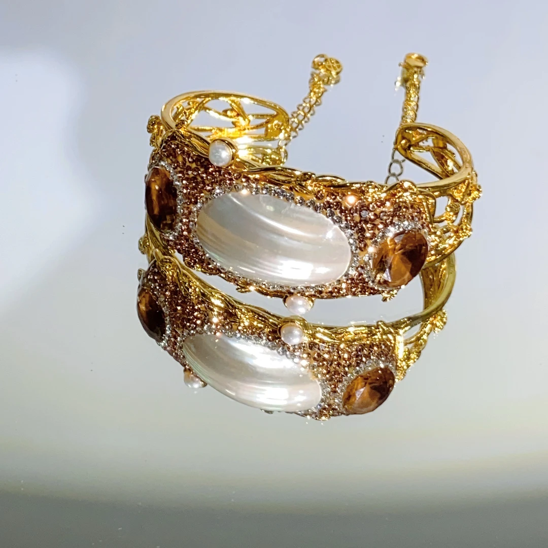 铜合金合成锆石手镯 TTSD 苏丹石宫廷风重工镶嵌法式轻奢手镯0202