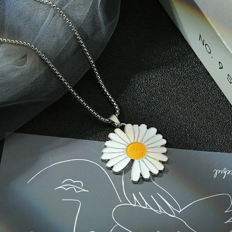 钛钢项链 小雏菊钛钢项链男女款潮流高级感ins嘻哈男生装饰配饰