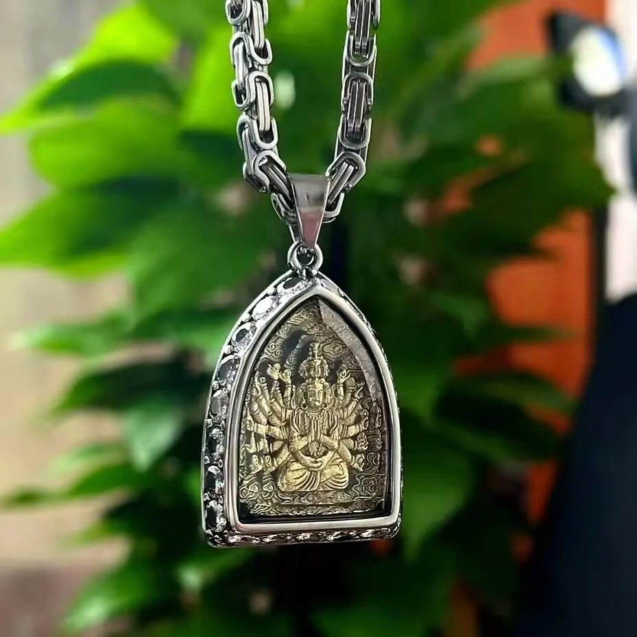 钛钢项链 十二生肖守护神饰品复古镶锆菩萨做旧男士本命佛吊坠